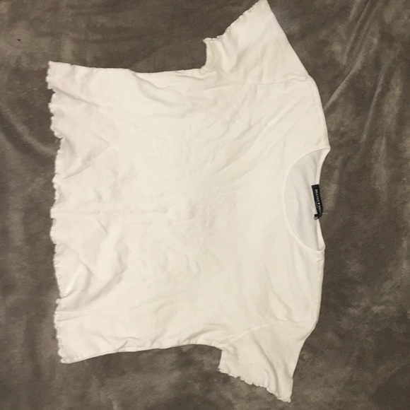 White crop top - Picture 3 of 3
